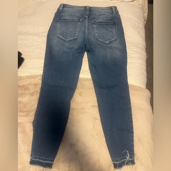Women’s Jeans. KanCan brand. Size 10-11 - Picture 2 of 5